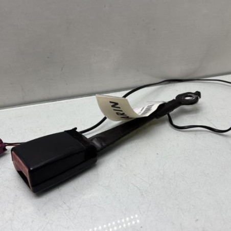 Attache ceinture avant droit FORD FIESTA 6 Photo n°1