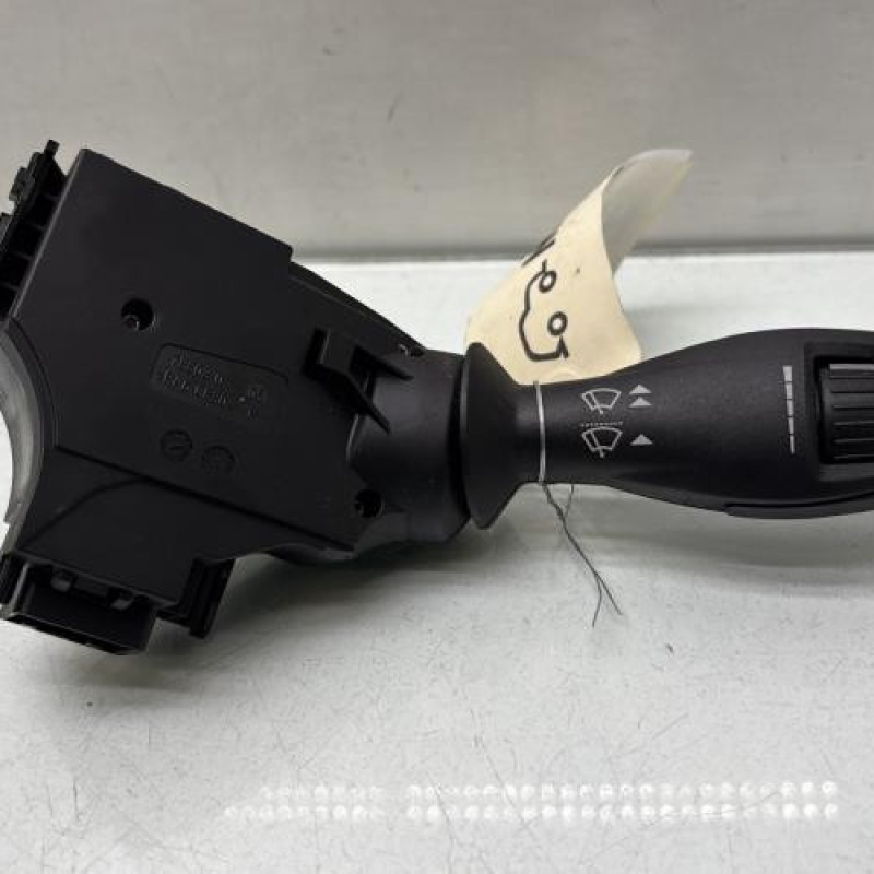 Commodo d'essuie glaces FORD FIESTA 6 Photo n°1