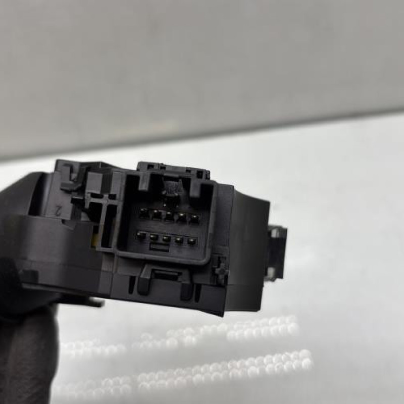 Commodo d'essuie glaces FORD FIESTA 6 Photo n°3