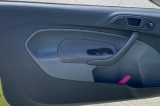 Commodo d'essuie glaces FORD FIESTA 6