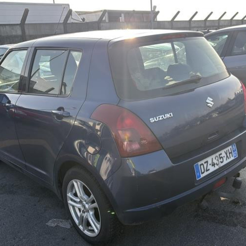 Anti brouillard droit (feux) SUZUKI SWIFT 3 Photo n°8