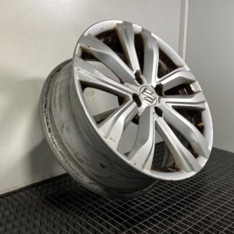 Jante SUZUKI SWIFT 4 Photo n°3