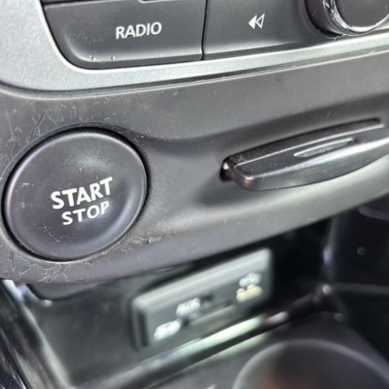 Autoradio d'origine RENAULT MEGANE 3 Photo n°5