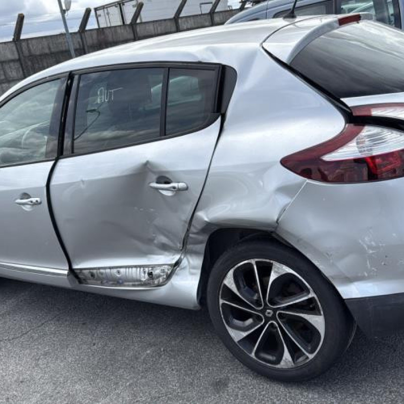 Autoradio d'origine RENAULT MEGANE 3 Photo n°14