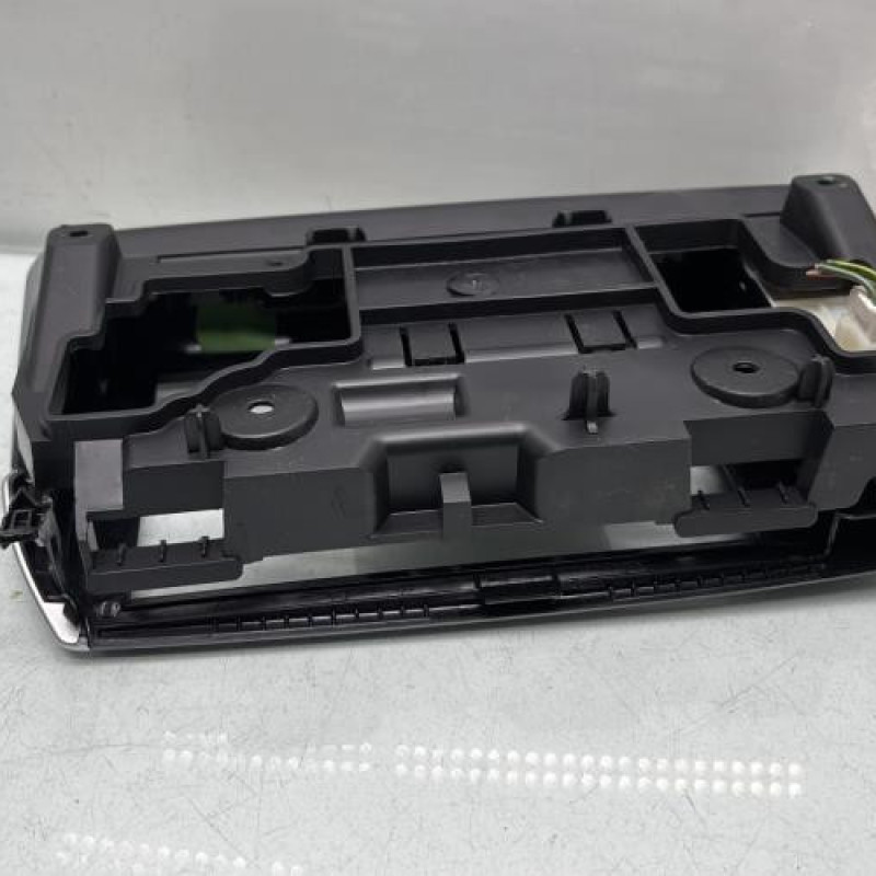 Facade autoradio PEUGEOT 2008 1 Photo n°3