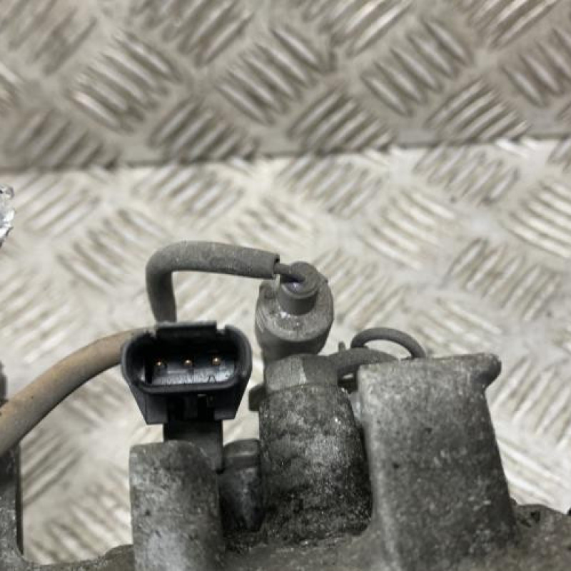 Compresseur clim BMW X1 E84 Photo n°3