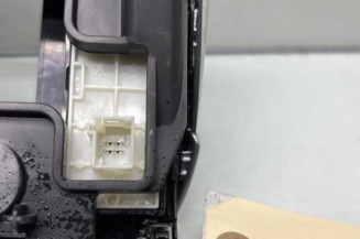 Facade autoradio PEUGEOT 2008 1