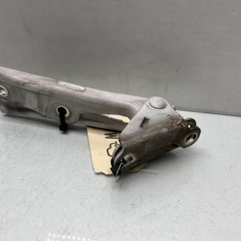 Charniere de capot MITSUBISHI L 200 3 Photo n°3