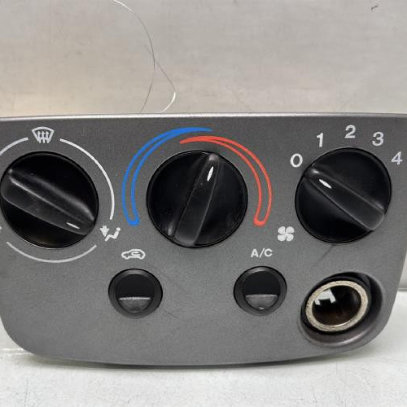 Commande chauffage FORD FIESTA 4 Photo n°1