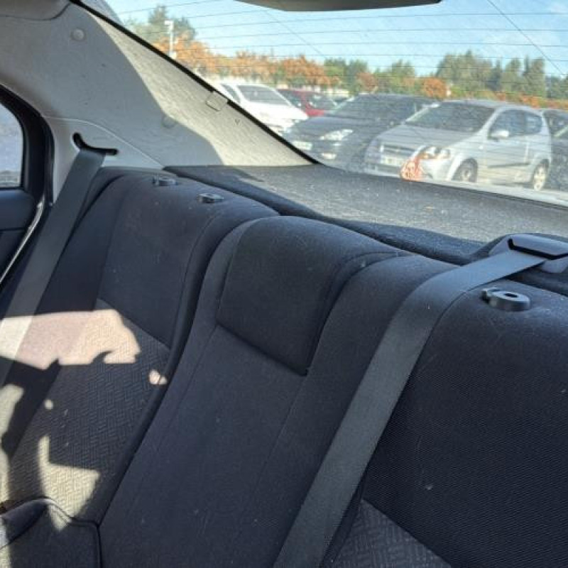 Feu arriere principal droit (feux) FORD MONDEO 2 Photo n°10