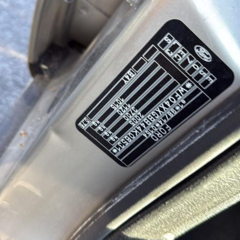 Feu arriere principal droit (feux) FORD MONDEO 2 Photo n°20