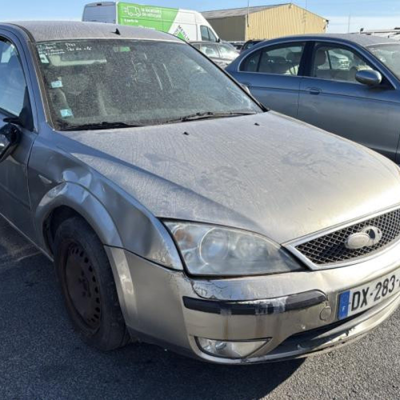 Feu arriere principal gauche (feux) FORD MONDEO 2 Photo n°5