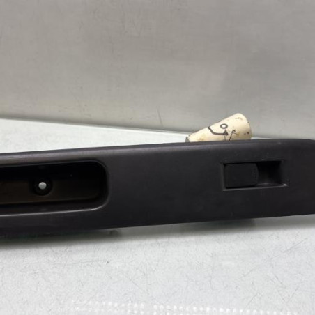 Interrupteur de leve vitre avant droit SUZUKI SWIFT 3 Photo n°1