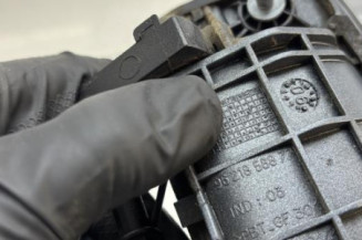 Poignee hayon CITROEN BERLINGO 1