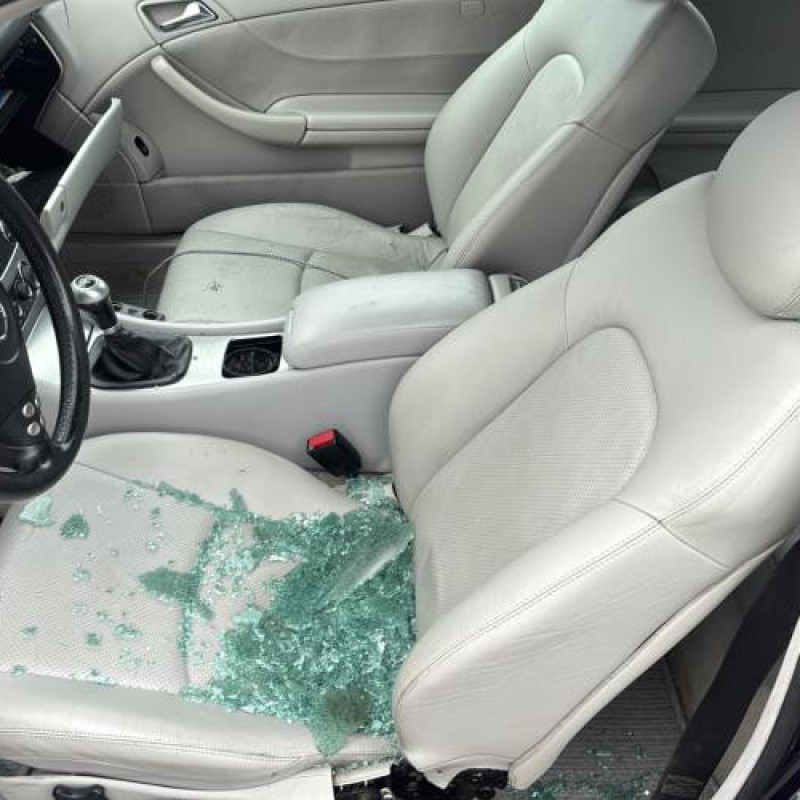 Pivot de moyeu avant droit MERCEDES CLASSE C 203 COUPE SPORT Photo n°14