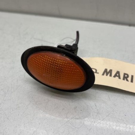 Repetiteur clignotant avant droit (Feux) FORD FIESTA 4 Photo n°1