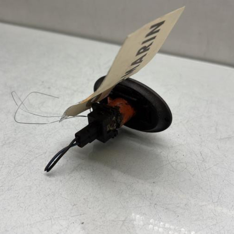 Repetiteur clignotant avant droit  (Feux) FORD FIESTA 4 Photo n°3