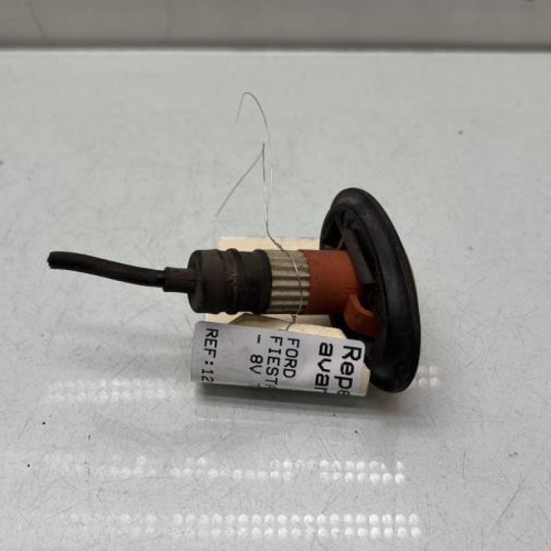 Repetiteur clignotant avant gauche (Feux) FORD FIESTA 4 Photo n°3