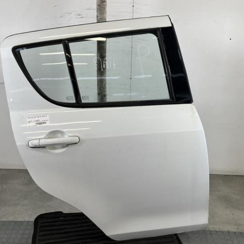Porte arriere droit SUZUKI SWIFT 4 Photo n°1
