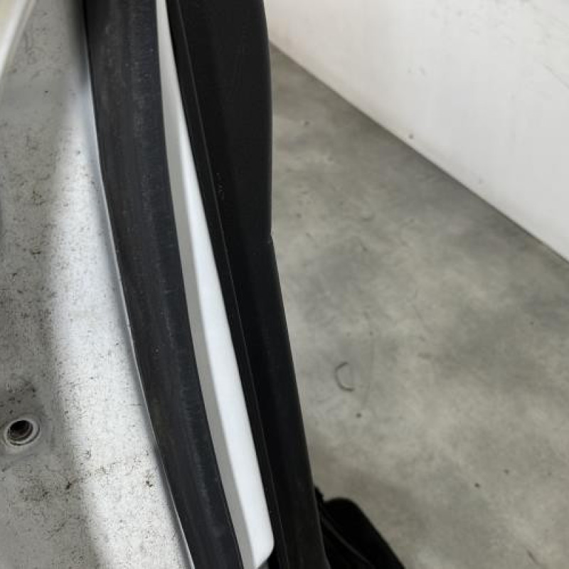 Porte arriere droit SUZUKI SWIFT 4 Photo n°4