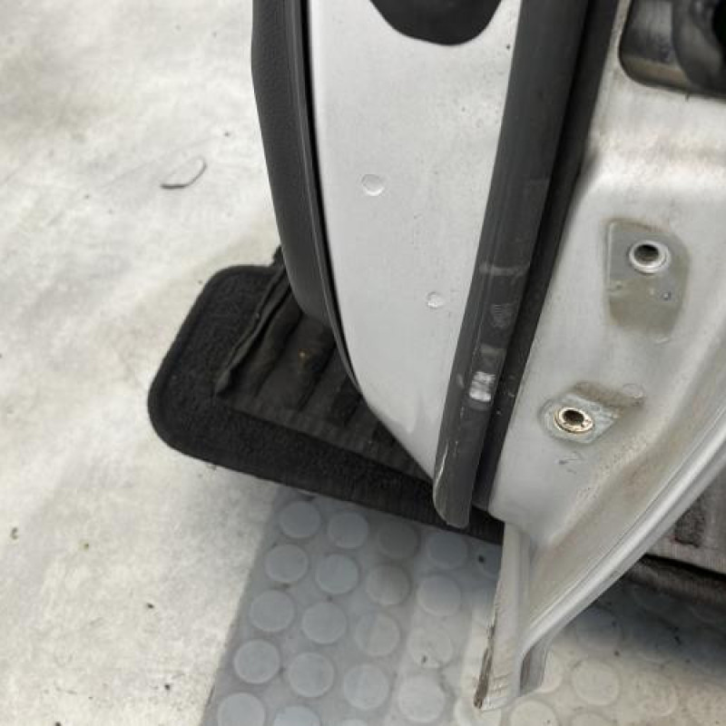 Porte arriere gauche OPEL ASTRA J Photo n°6