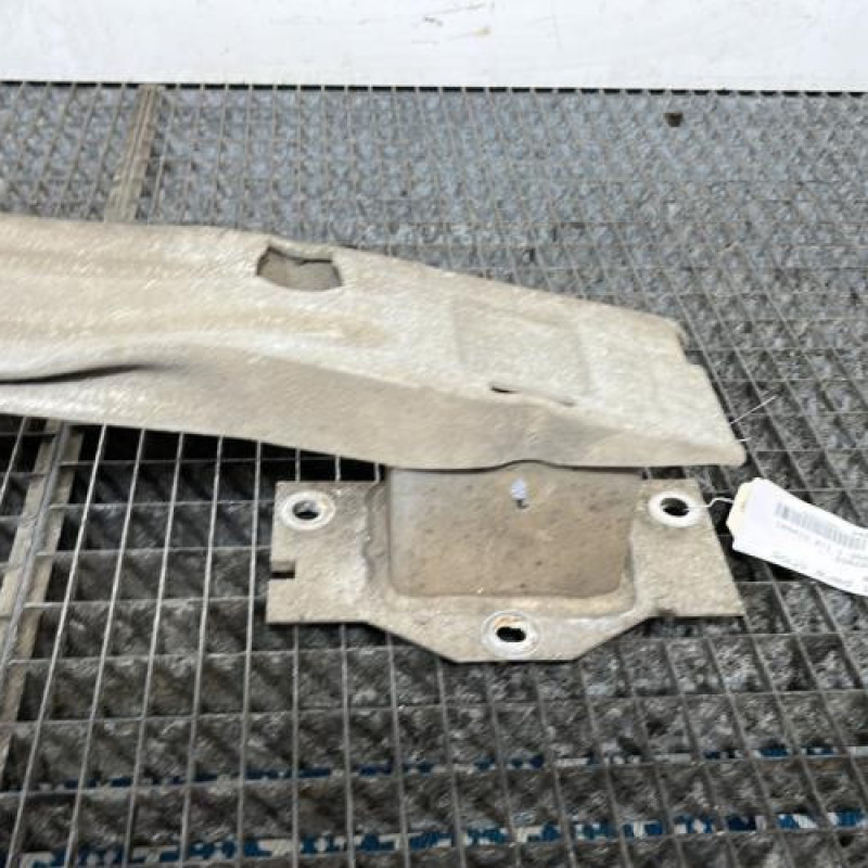 Renfort pare choc arriere (traverse) OPEL ASTRA J Photo n°3