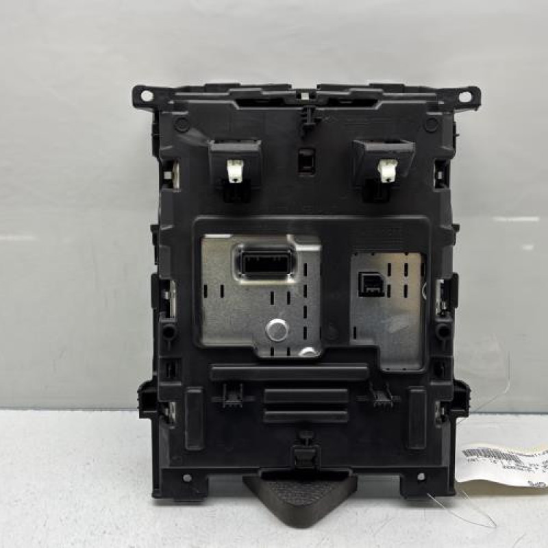 Ecran GPS RENAULT MEGANE 4 Photo n°3