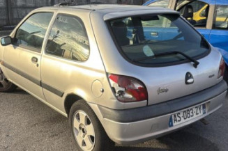 Retroviseur droit FORD FIESTA 4