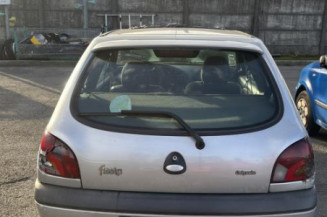 Retroviseur droit FORD FIESTA 4