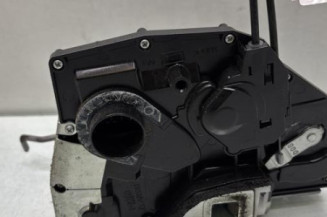 Serrure avant gauche SUZUKI SWIFT 3