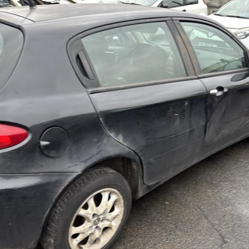 Retroviseur gauche ALFA ROMEO 147 Photo n°12