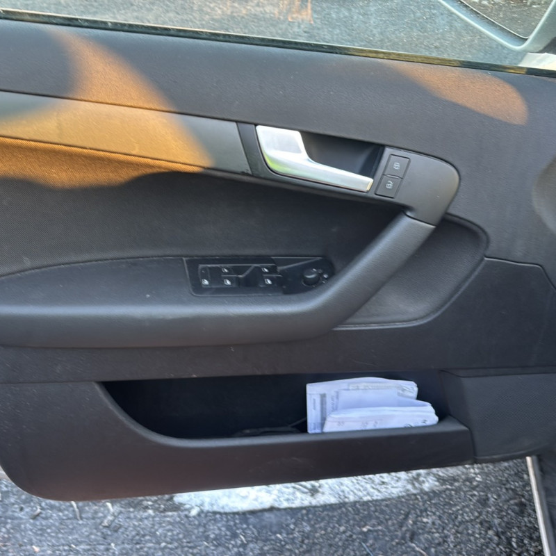 AUDI A3 2 SPORTBACK PHASE 2 1.9 TDI - 8V TURBO Photo n°10