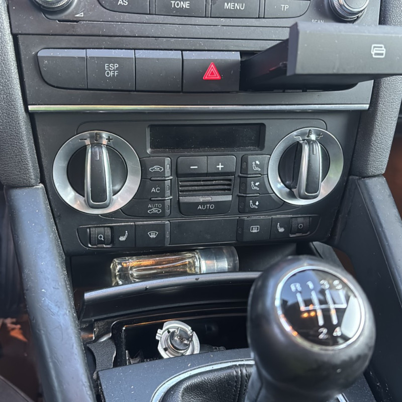 AUDI A3 2 SPORTBACK PHASE 2 1.9 TDI - 8V TURBO Photo n°18