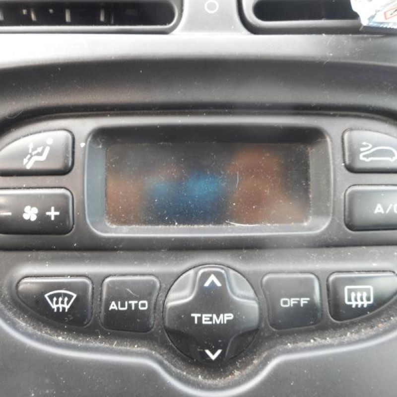 Moteur CITROEN XSARA PICASSO Photo n°8