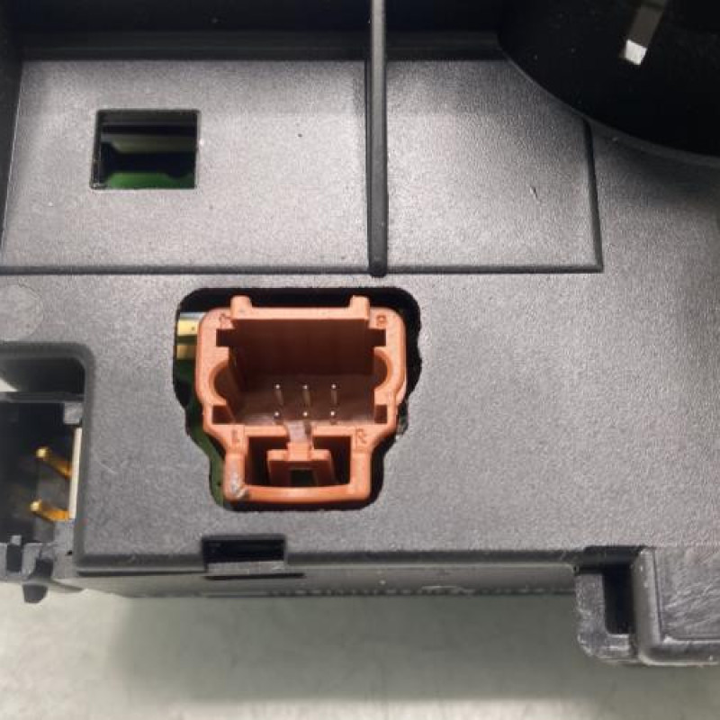 Com (Bloc Contacteur Tournant+Commodo Essuie Glace+Commodo Phare) PEUGEOT 307 Photo n°7