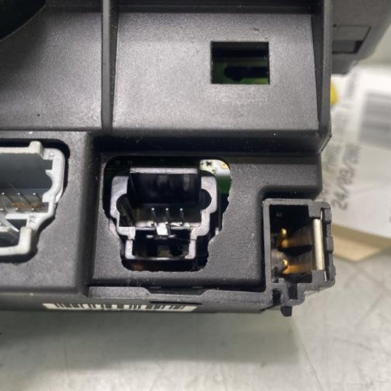 Com (Bloc Contacteur Tournant+Commodo Essuie Glace+Commodo Phare) PEUGEOT 307 Photo n°8