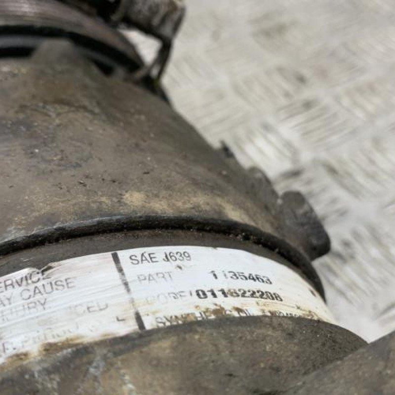 Compresseur clim PEUGEOT 406 Photo n°4