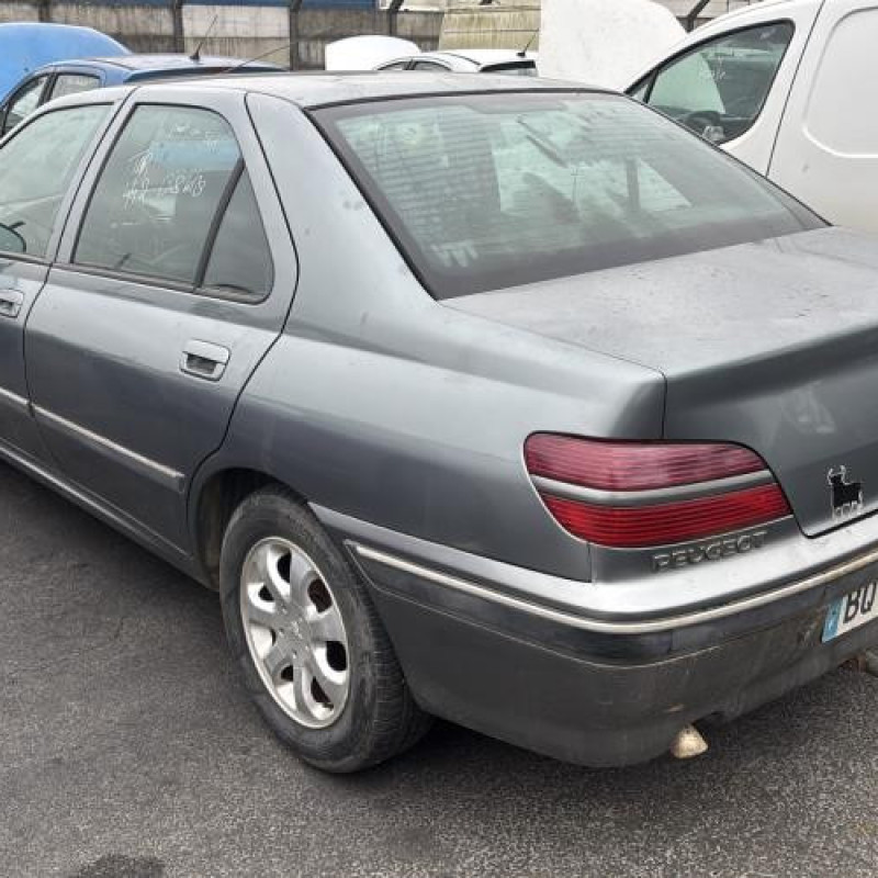 Compresseur clim PEUGEOT 406 Photo n°9