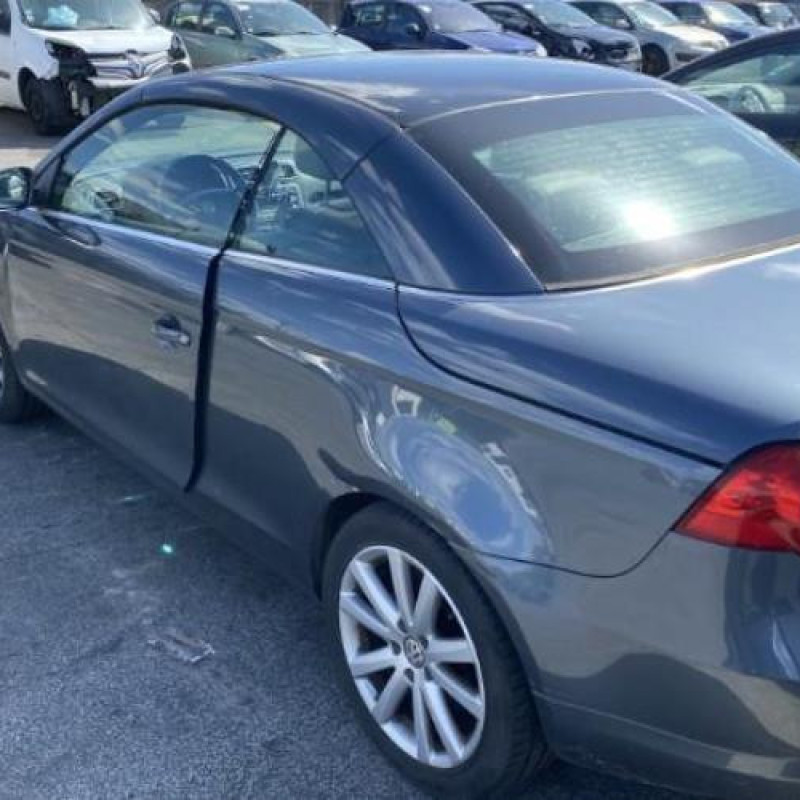 Charniere de capot VOLKSWAGEN EOS Photo n°20