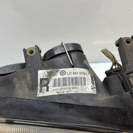 Optique avant principal droit (feux)(phare) VOLKSWAGEN GOLF 4