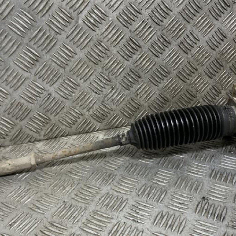 Cremaillere assistee VOLKSWAGEN POLO 4 Photo n°2