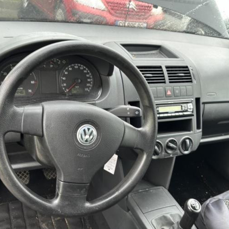 Cremaillere assistee VOLKSWAGEN POLO 4 Photo n°10