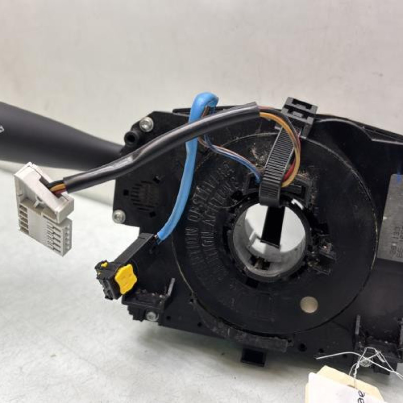 Com (Bloc Contacteur Tournant+Commodo Essuie Glace+Commodo Phare) PEUGEOT 207 Photo n°3