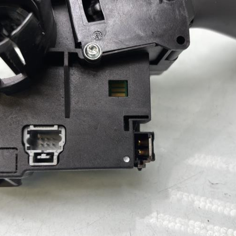 Com (Bloc Contacteur Tournant+Commodo Essuie Glace+Commodo Phare) PEUGEOT 207 Photo n°8