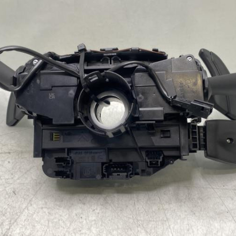 Com (Bloc Contacteur Tournant+Commodo Essuie Glace+Commodo Phare) CITROEN C5 AIRCROSS Photo n°8