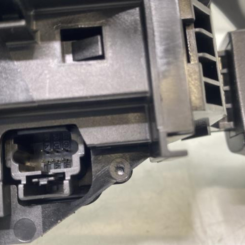 Com (Bloc Contacteur Tournant+Commodo Essuie Glace+Commodo Phare) CITROEN C5 AIRCROSS Photo n°12