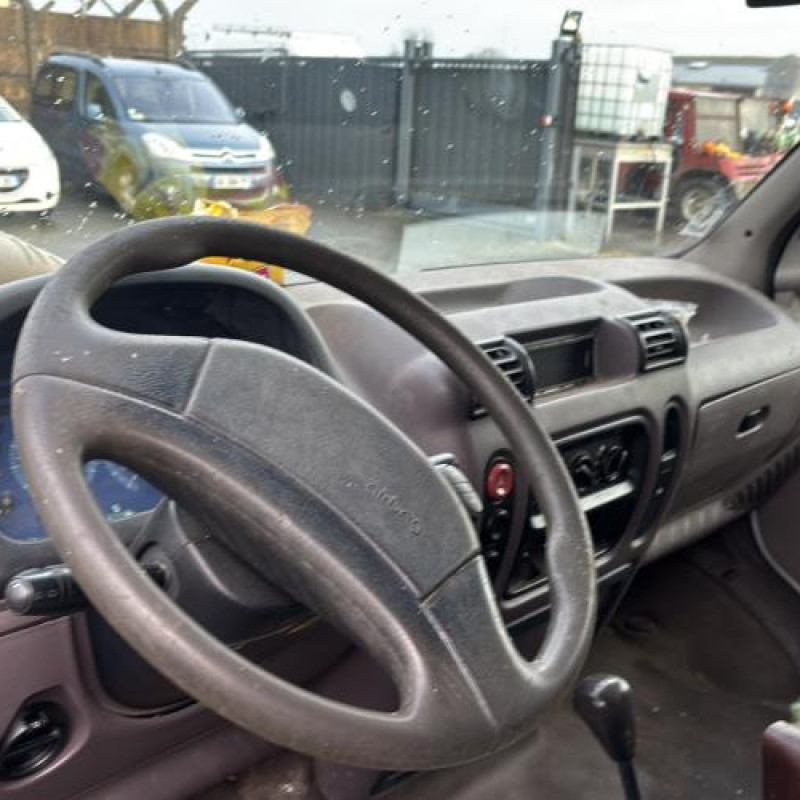 Calandre RENAULT MASTER 2 Photo n°16