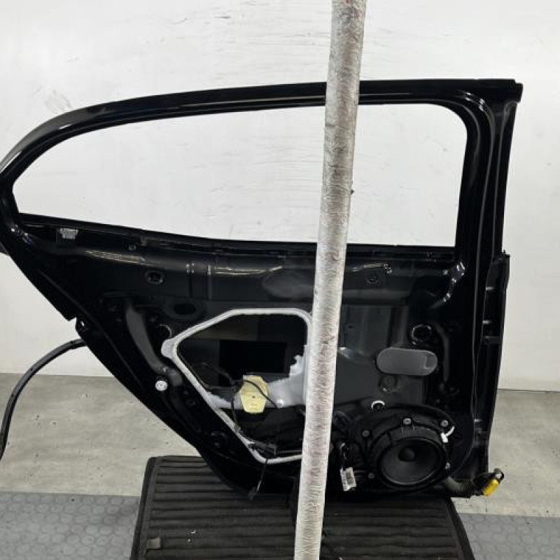 Porte arriere gauche RENAULT MEGANE 4 Photo n°4