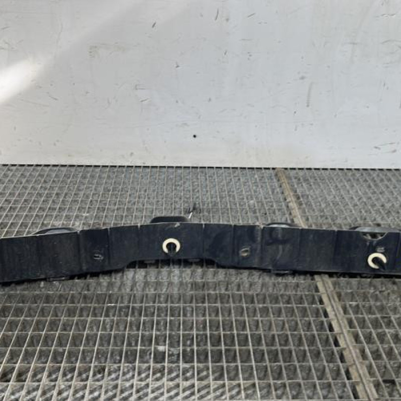 Absorbeur de pare choc arriere RENAULT MEGANE 4 Photo n°4