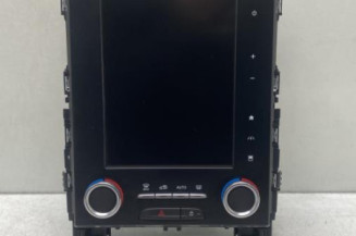 Ecran GPS RENAULT MEGANE 4 Photo n°1